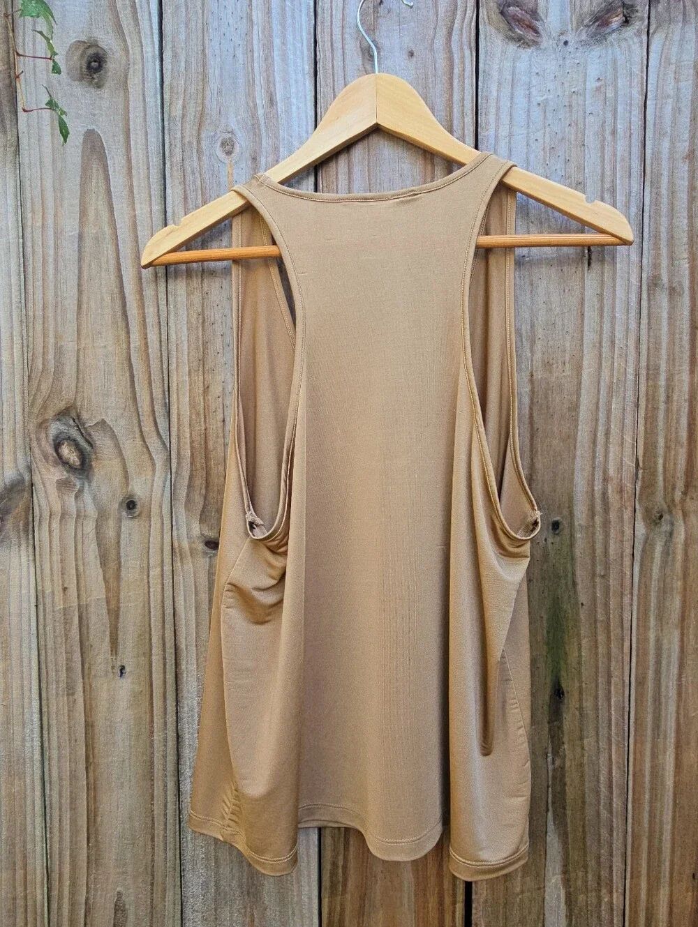 H&M Beige Racerback Tank Top – Size Medium - Picture 5 of 12